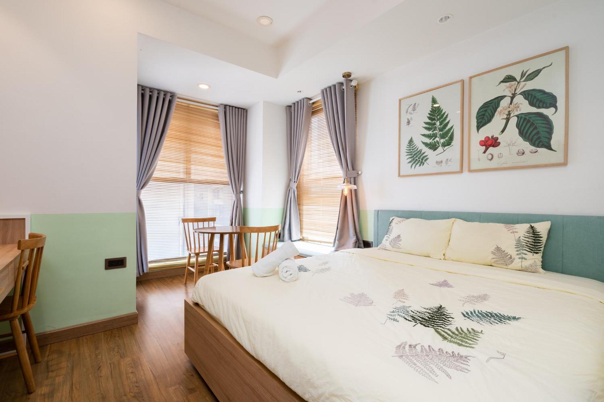 Apartment Saigon Royal - Morden - River View - Hana 17 *
